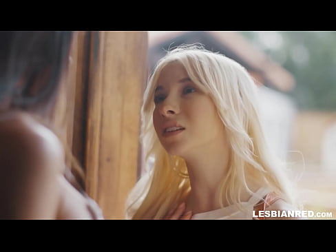 ❤️ A lány néhány hónap után hazajön, és végül a mostohaanyja punciját eszik. ❤️ Szex videó at hu.porngifer.ru ☑